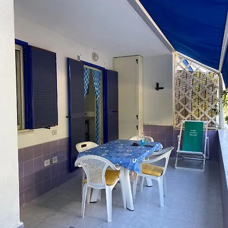 Le Castella-Intero Alloggio Hébergement de vacances