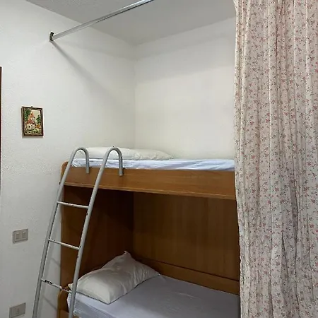 Le Castella-Intero Alloggio Hébergement de vacances *
